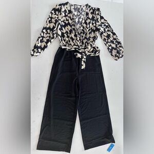 NWT Cupshe Jumpsuit black with tan/ black pattern 
size small